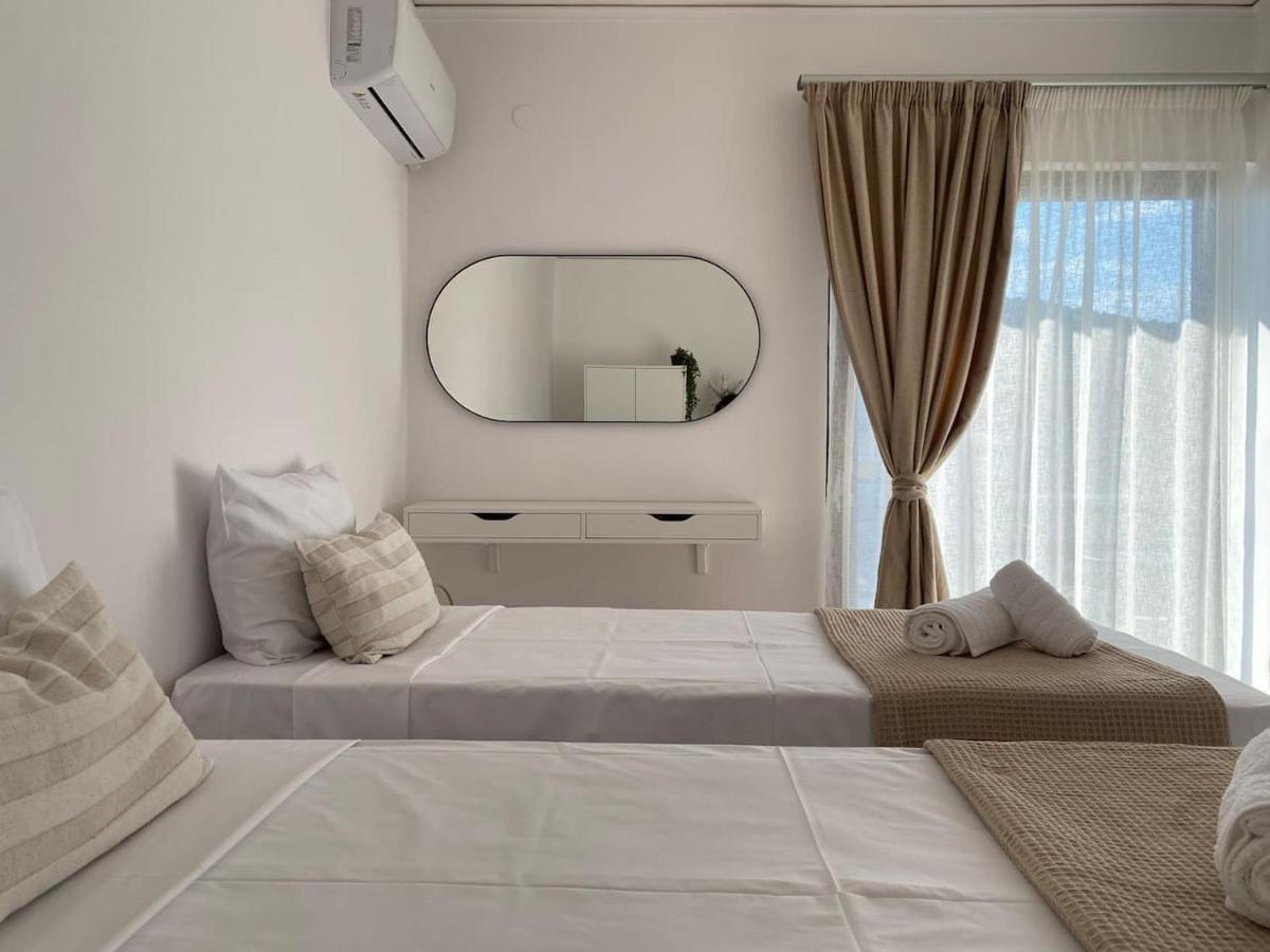 The Olive Ocean Apartment Tolo Luaran gambar