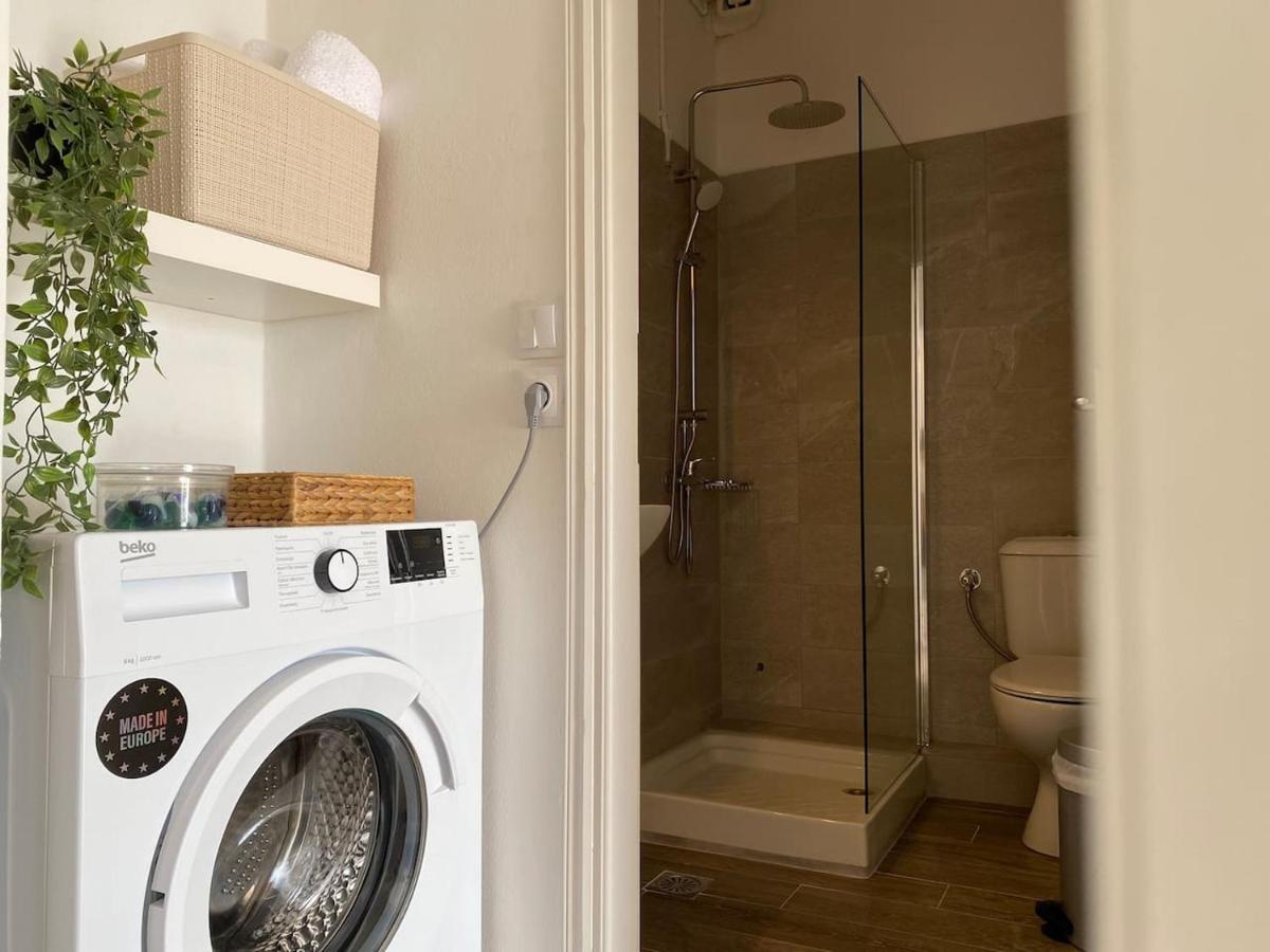 The Olive Ocean Apartment Tolo Luaran gambar