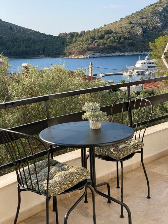 The Olive Ocean Apartment Tolo Luaran gambar